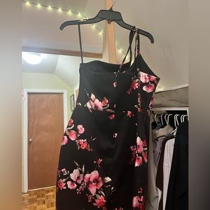 Black flowery dress